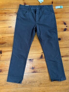 7 Diamonds Clifton Slim Straight Pants in Charcoal Gray